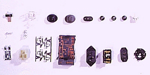 プラスチック インサート部品